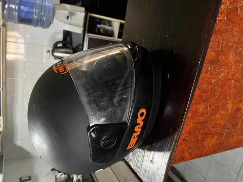 Casco entero