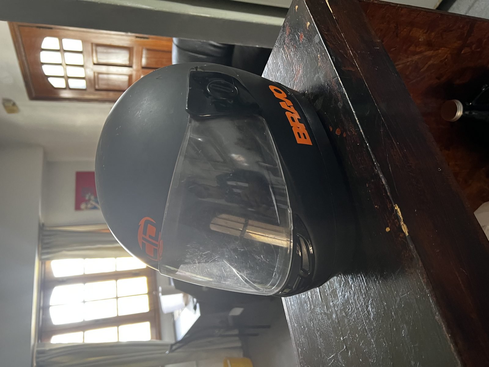 Casco entero